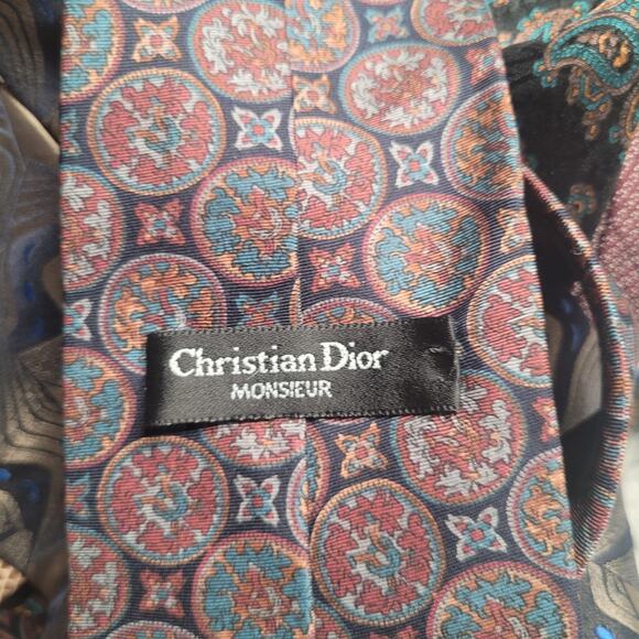 11pc LUXURY DESIGNER Neckties LOT Wholesale Collectors Assorted Crafts Cutter - Picture 5 of 8